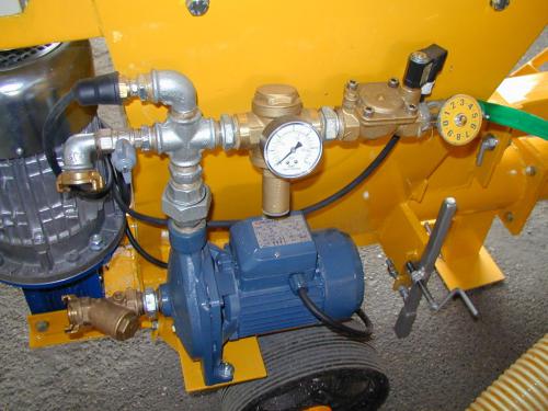 COMBIMIX mixing pump continues for lightweight concretes based on mobile phone and styrofoam.